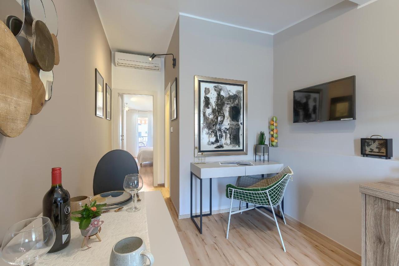 רוביני Apartment Palm View II מראה חיצוני תמונה