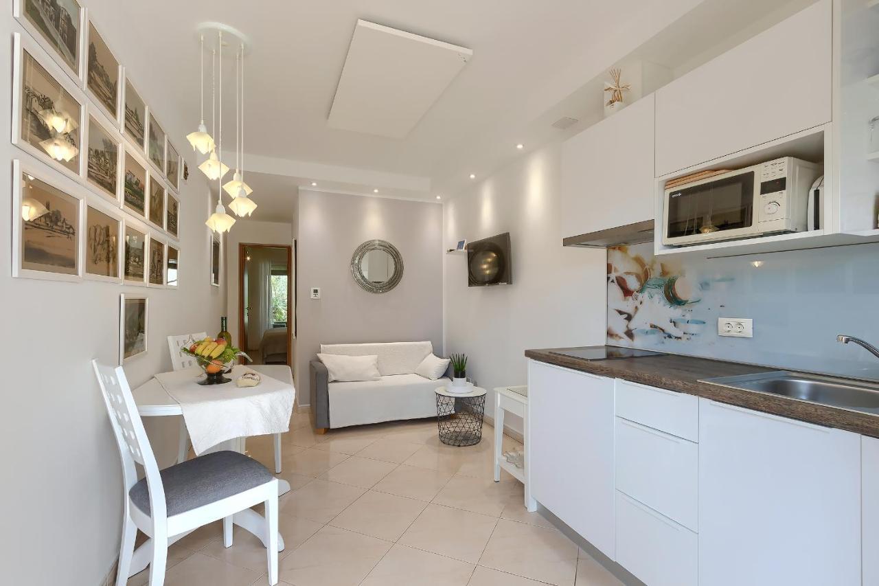 רוביני Apartment Palm View II מראה חיצוני תמונה